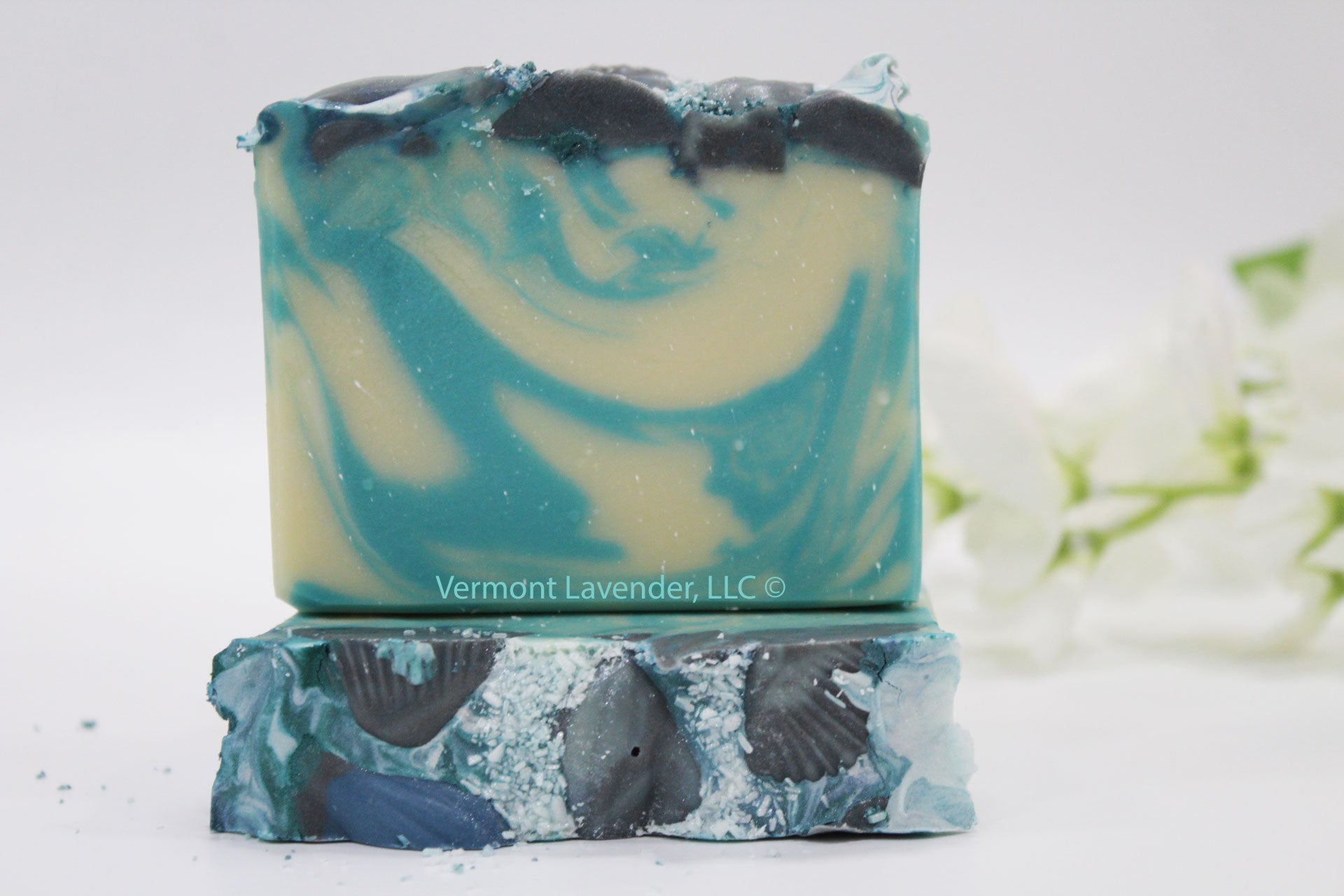 Bali Breeze Coconut Soap | Tropical | Pineapple, Lemon, Coconut Scents top and front views by Vermont Lavender
