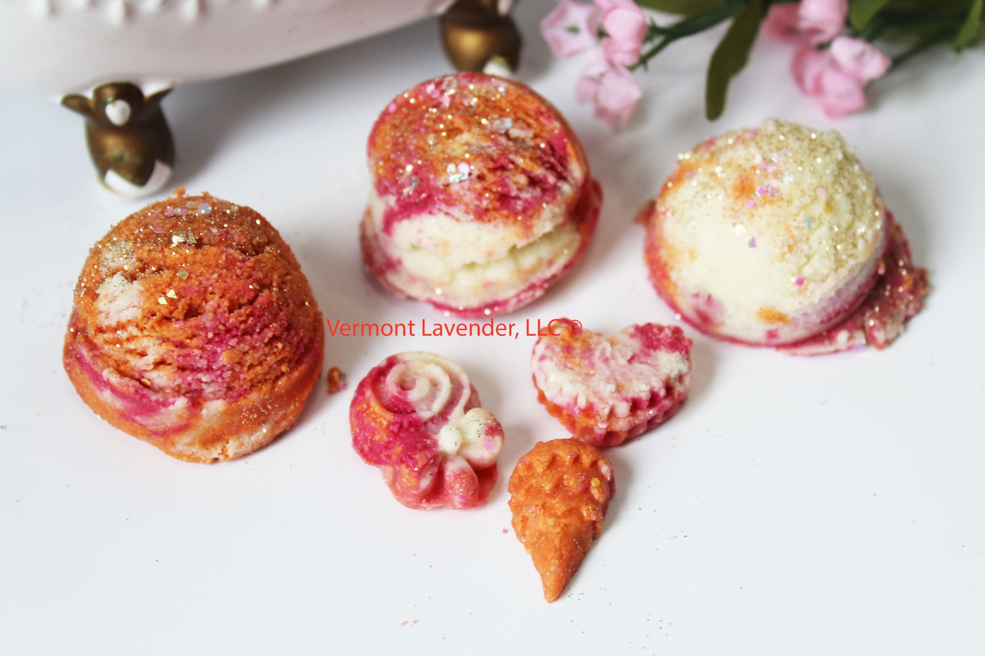 Bubble bar three ice cream scoops with ice cream themed small bars Mango sorbet scent with eco-glitter on top orange and dark pink colors by Vermont Lavender