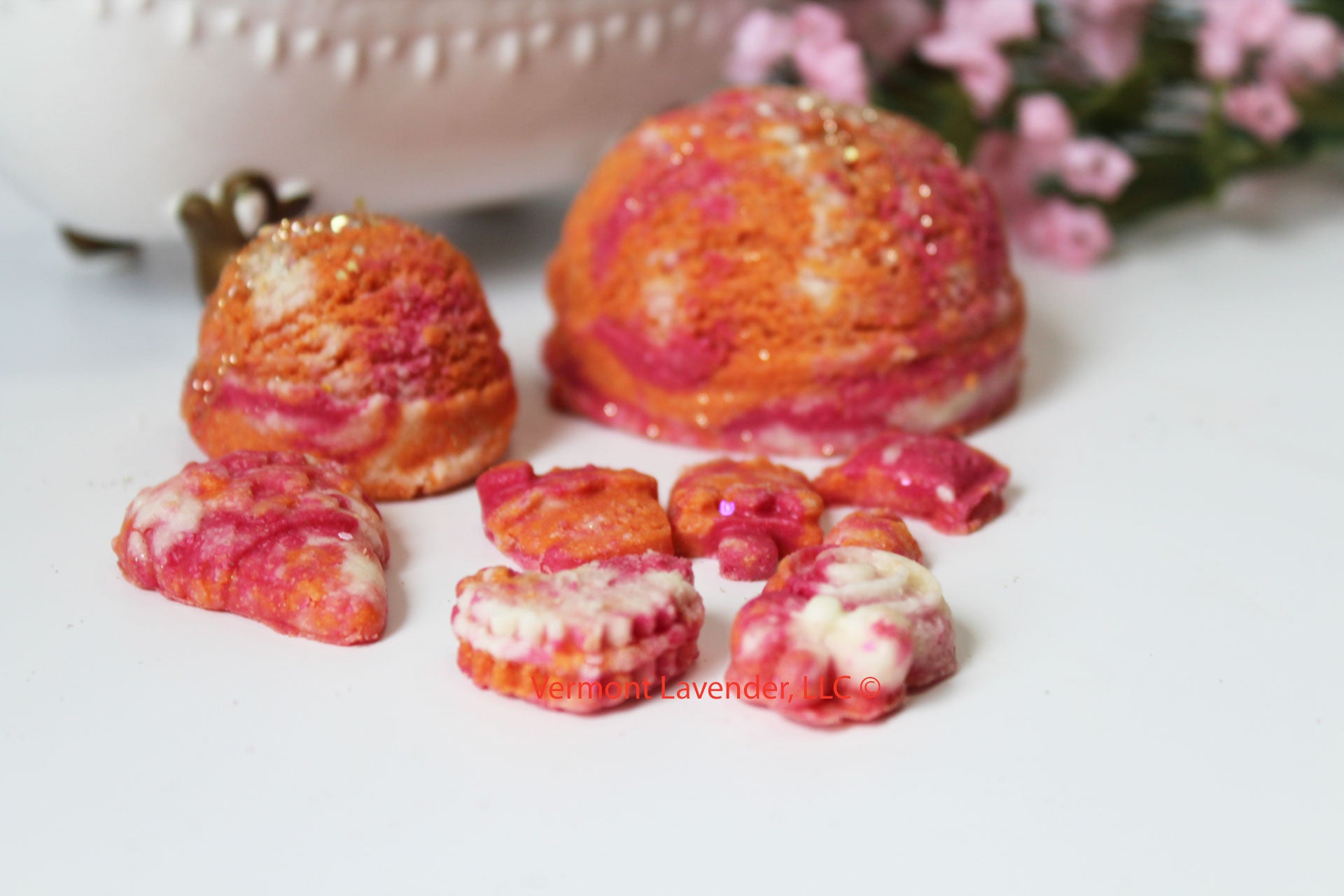 Bubble bar ice cream scoops small and large with ice cream themed items Mango sorbet scent with eco-glitter on top orange and dark pink colors by Vermont Lavender