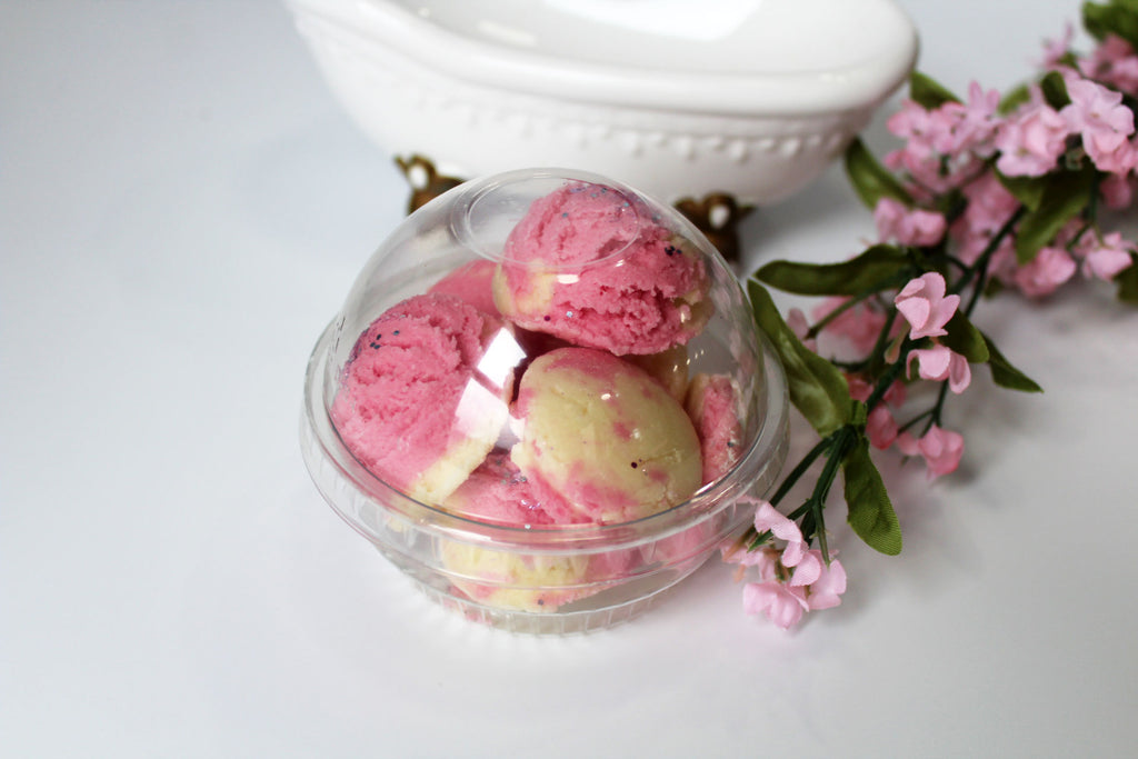 Raspberry jam solid bubble bar scoops 3 oz container with macaroons