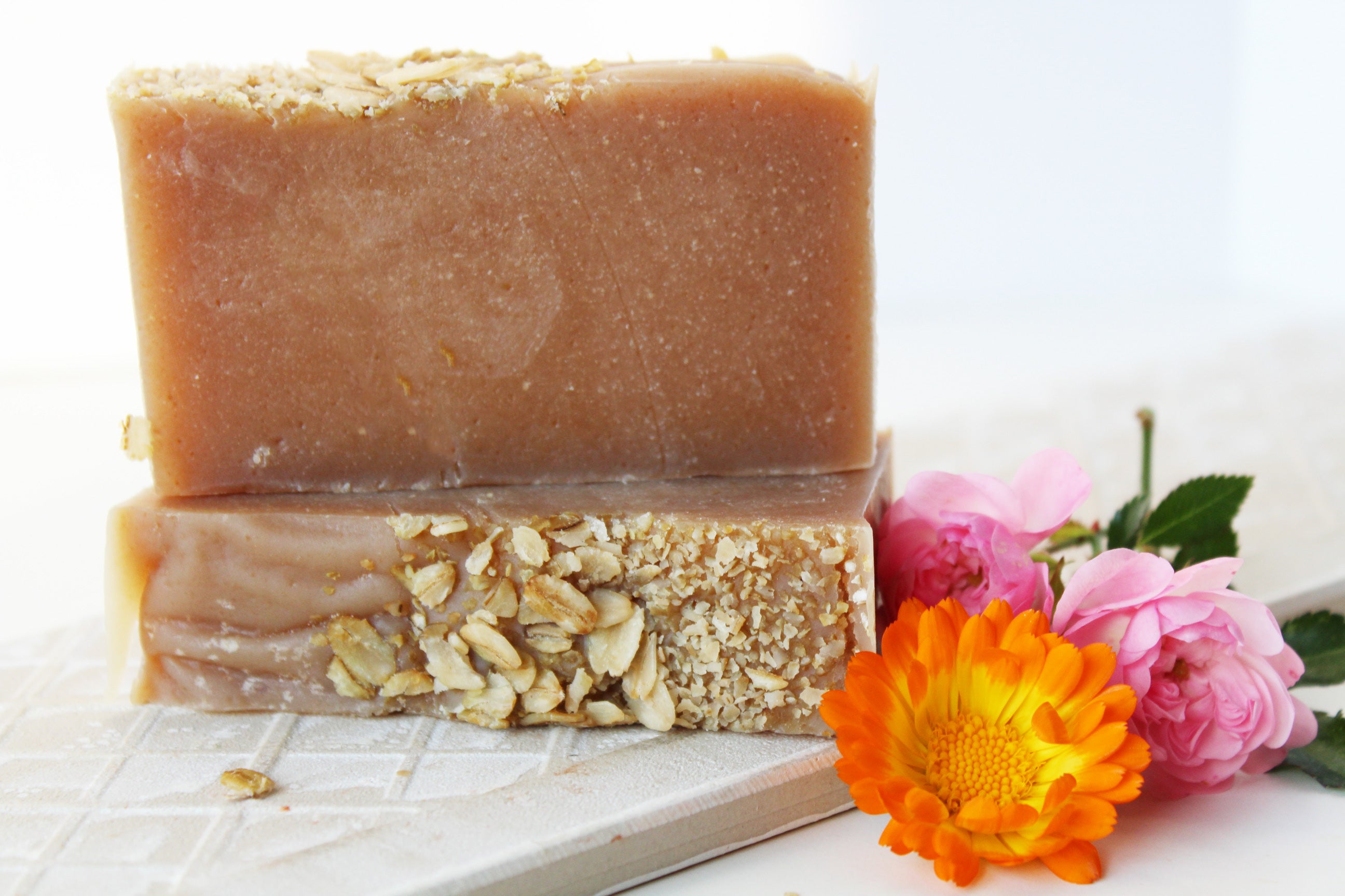 Honey Oatmeal | Goat Milk | Honey and Oatmeal Soap Bar