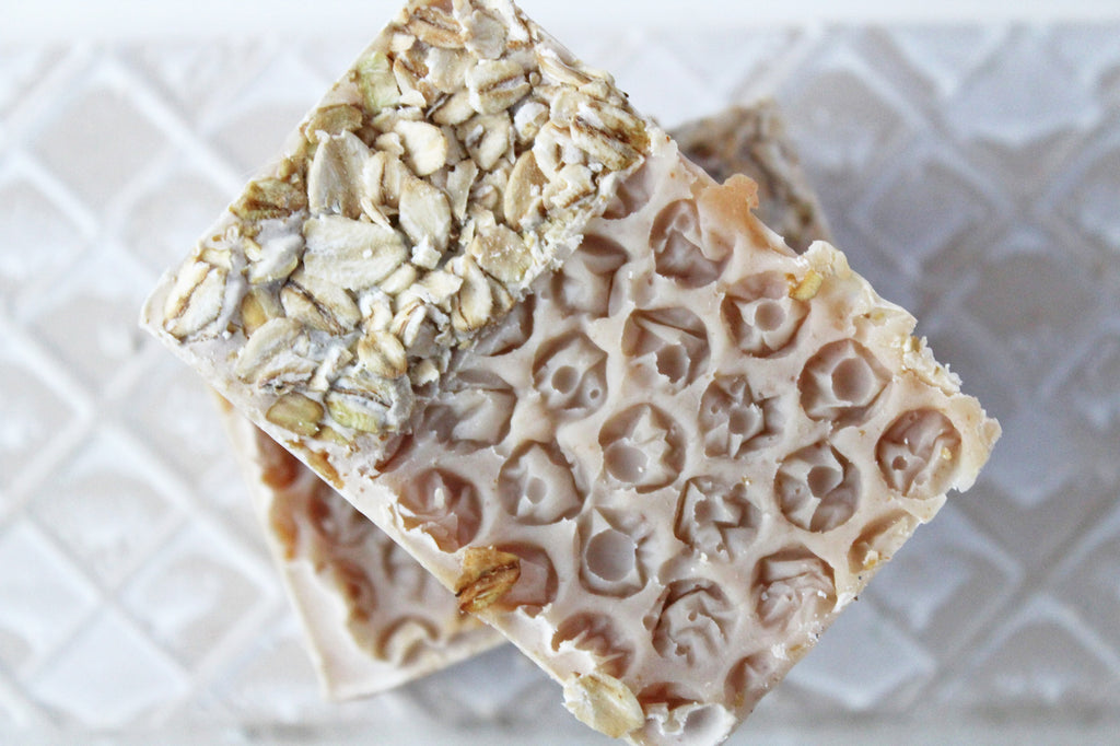 Oatmeal milk honey fragrance scented honey chunky soap bar Top view Vermont Lavender